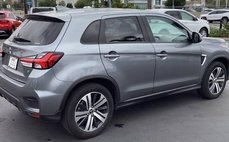 2024 Mitsubishi Outlander Sport SE