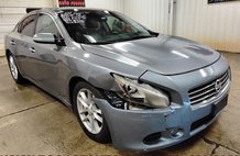 2010 Nissan Maxima SV