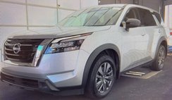 2024 Nissan Pathfinder S