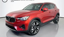 2023 Volvo XC40 B5 Ultimate Bright Theme