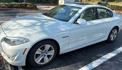 2011 BMW 5 Series 528i