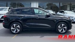 2025 Audi Q6 e-tron quattro Premium Plus