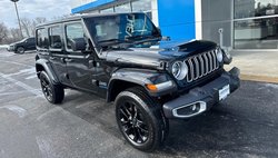 2025 Jeep Wrangler Sahara 4WD