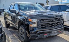 2022 Chevrolet Silverado 1500 Custom Trail Boss