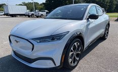 2022 Ford Mustang Mach-E Premium