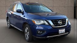 2017 Nissan Pathfinder SV