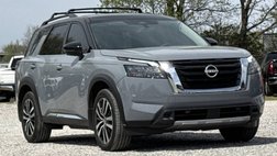 2025 Nissan Pathfinder Platinum