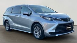 2021 Toyota Sienna LE 8-Passenger