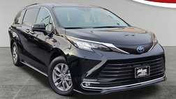 2023 Toyota Sienna XLE
