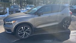 2022 Volvo XC40 T5 R-Design