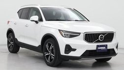 2023 Volvo XC40 B4 Plus Bright Theme