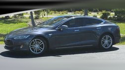 2015 Tesla Model S 70D