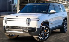 2024 Rivian R1S Adventure