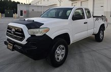 2016 Toyota Tacoma SR
