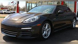 2015 Porsche Panamera 4