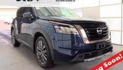 2023 Nissan Pathfinder SL
