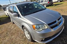 2013 Chrysler Town and Country Touring-L