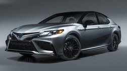 2022 Toyota Camry Hybrid LE