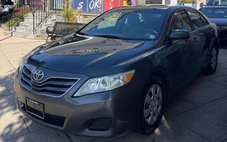 2010 Toyota Camry LE
