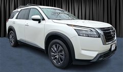 2024 Nissan Pathfinder SV