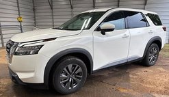 2022 Nissan Pathfinder S