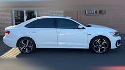 2020 Volkswagen Passat R-Line