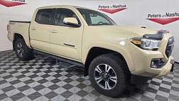 2017 Toyota Tacoma TRD Sport