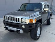 2009 HUMMER H3 Base
