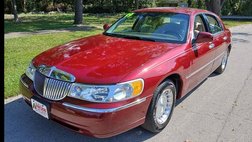 1999 Lincoln Town Car Executive