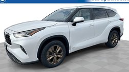 2023 Toyota Highlander Hybrid Bronze Edition
