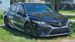2020 Toyota Camry SE Nightshade