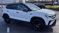 2024 Volkswagen Taos SE Black 4Motion