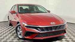 2025 Hyundai Elantra SE