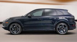 2023 Porsche Cayenne Platinum Edition