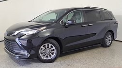 2023 Toyota Sienna XLE