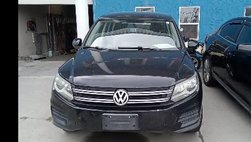 2013 Volkswagen Tiguan SE 4Motion