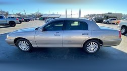 2003 Lincoln Town Car Executive