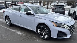 2025 Nissan Altima 2.5 SR