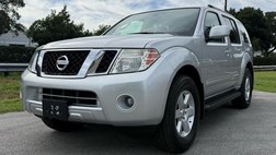 2010 Nissan Pathfinder LE 4WD