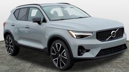 2026 Volvo XC40 B5 Ultra