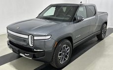 2024 Rivian R1T Adventure