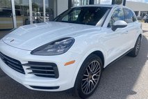 2022 Porsche Cayenne Base