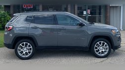 2023 Jeep Compass Latitude Lux