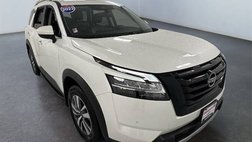 2022 Nissan Pathfinder SL