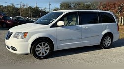 2016 Chrysler Town and Country Touring