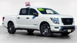 2022 Nissan Titan SV