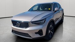 2024 Volvo XC40 B5 Plus Bright Theme