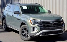 2024 Volkswagen Atlas Peak Edition SE 4Motion