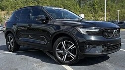 2023 Volvo XC40 B4 Plus Dark Theme