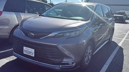 2022 Toyota Sienna XLE